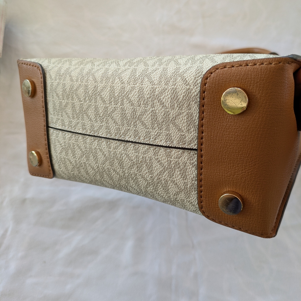 Michael Kors White and Tan Women's Bag - Picture 7 of 10